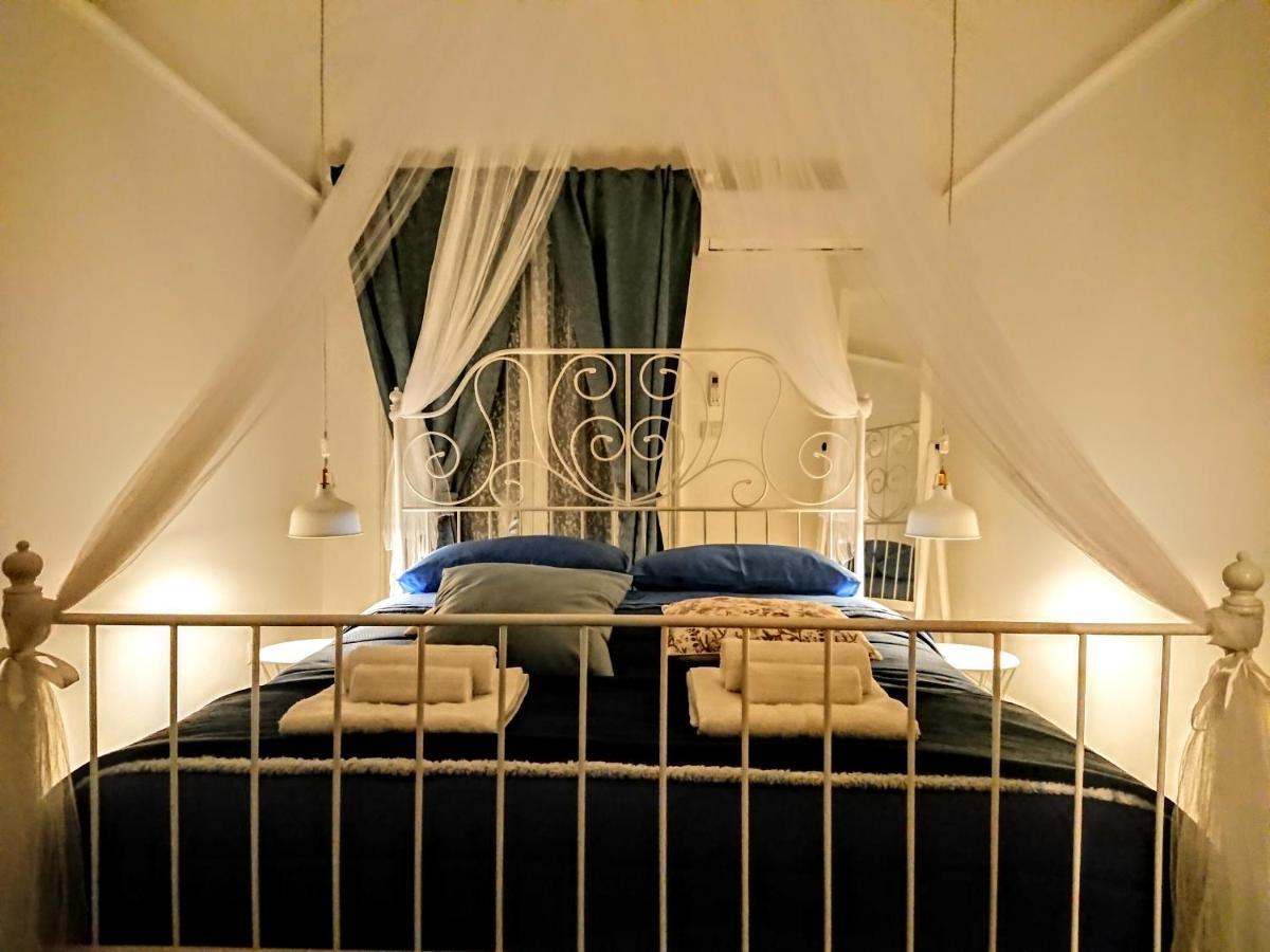 Siculi Central Apartment Catania-Fontanarossai nemzetközi repülőtér Kültér fotó